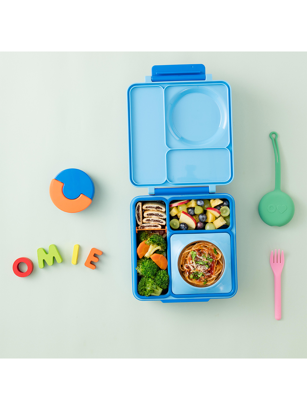 OmieBox lunchbox z termosem i przegródkami