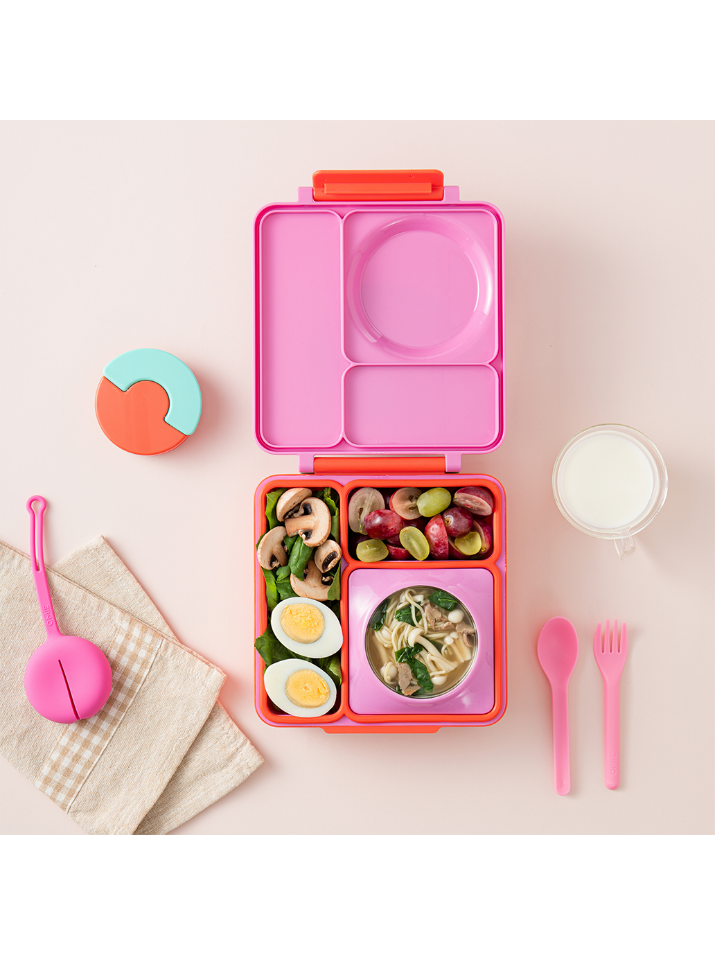 OmieBox lunchbox z termosem i przegródkami