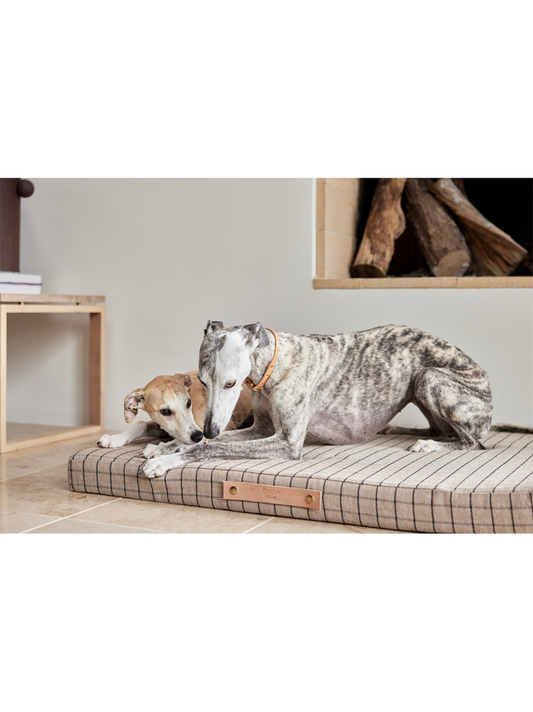 Poducha posłanie dla psa Miło Grid Dog Cushion