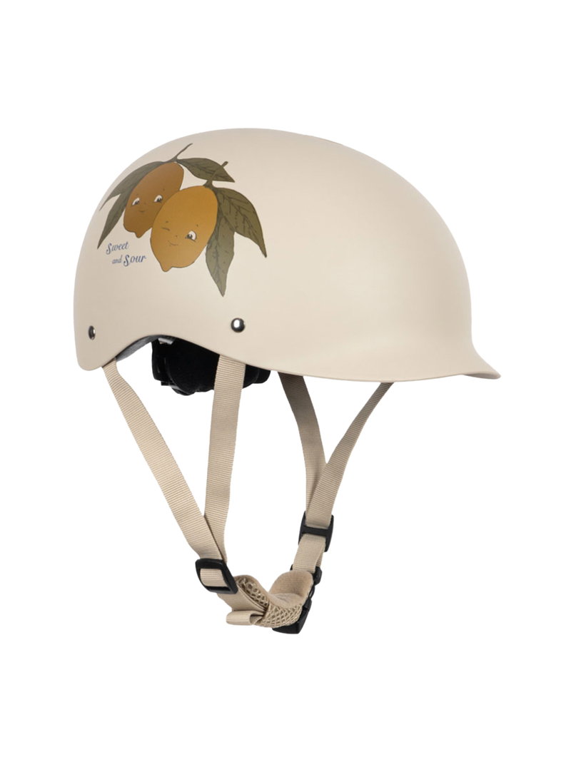 Bicycle helmet